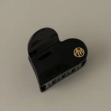 muku hair clip heart / 하트 헤어 클립 블랙