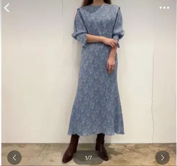 2021ss Flower Hand-Printed Tucked Dress