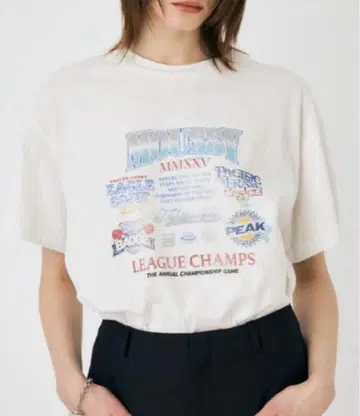 MOUSSY LEAGUE CHAMPS 25 T셔츠