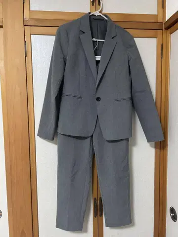 GU 수트 여성용