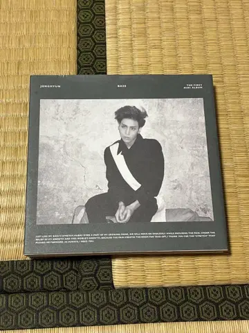 SHINee JONGHYUN 종현 BASE 트레이딩 카드 포함