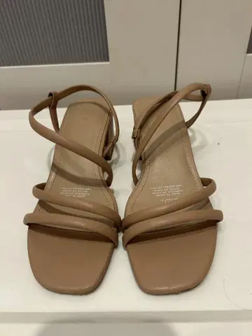 베이지 & 블랙 스트랩 샌들 2족 세트