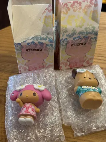 산리오 캐릭터즈 시크릿 마스코트 토코나츠 선탠