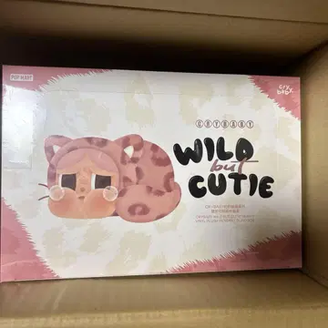 POPMART CRY BABY WILD BUT CUTIE 미개봉 새상품