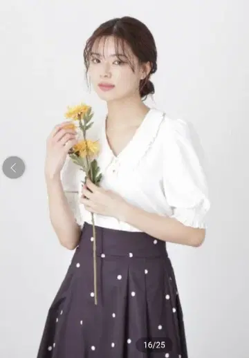 자수 칼라 블라우스 프로포션 바디 드레싱