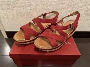 2~3회 착용, REGAL 레드 스웨이드 샌들 (새상품급)