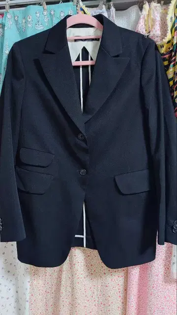 유니클로 +J 울 블렌드 테일러드 자켓 블랙 질 샌더