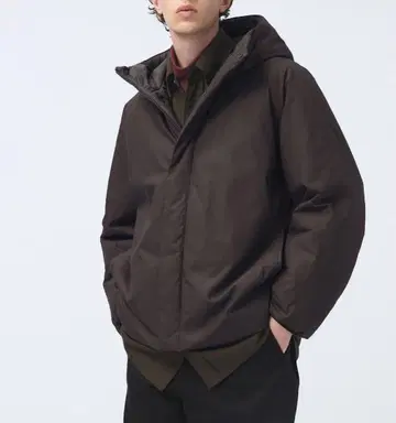 UNIQLO U 24 AW 퍼프 테크 볼륨 후드티 S 사이즈 브라운