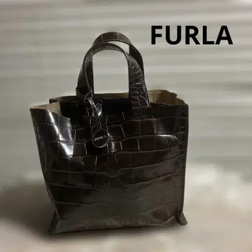 새상품급! FURLA (훌라) 악어 엠보싱 가죽 토트백