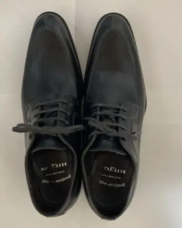 HILTON 블랙 드레스 슈즈 25cm