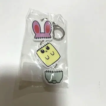 나츠메상치 우사 키링