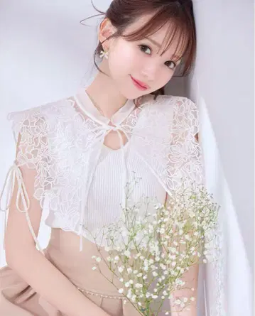 미셸 마카롱 레이스 칼라 니트탑 화이트 프리 사이즈