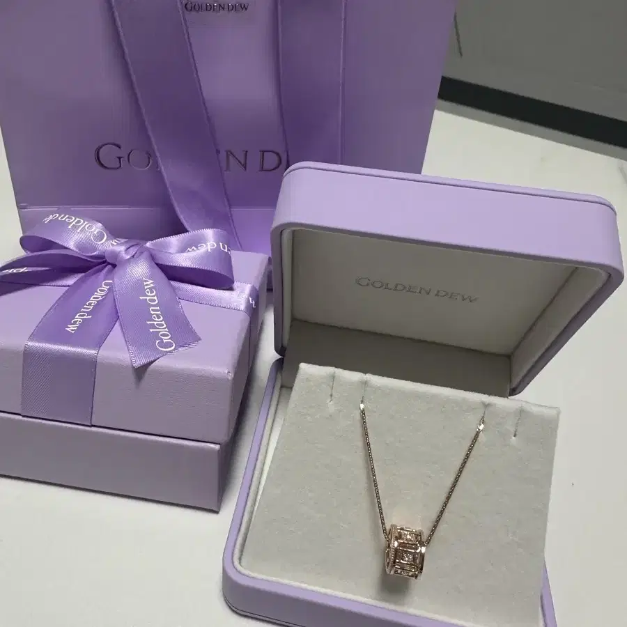 GOLDEN DEW | 골든듀 Golden Dew Mini kai Necklace on Bunjang