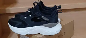 PUMA 우먼 소프트라이드 메이 스니커즈 23.5cm