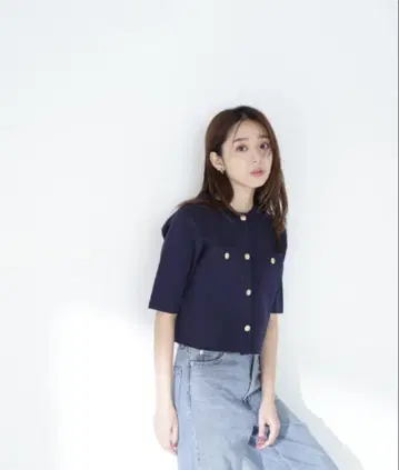 NATURAL BEAUTY BASIC 엠블럼 버튼 니트 자켓