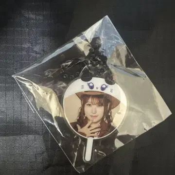ME:I 카사하라 모모나 캡슐 토이 부채 키링