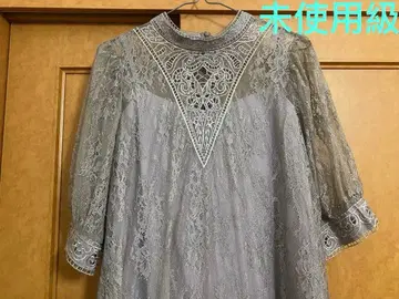 엘레강스한 회색 레이스 롱 드레스