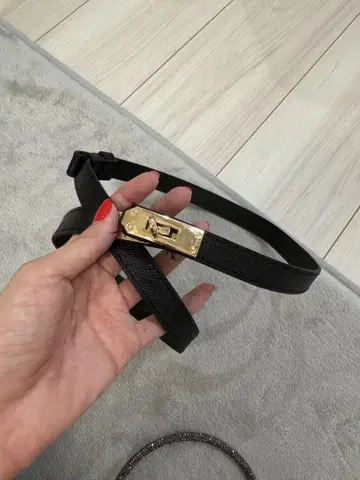 블랙 가죽 벨트 골드 컬러 버클 켈리 스타일 벨트 선착순