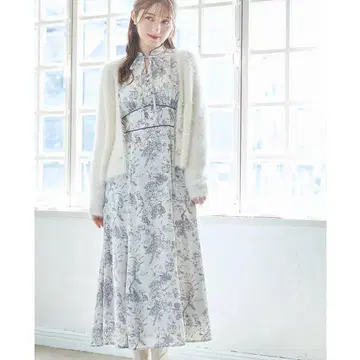 tocco 리본 부착 스탠드 카라 클래시컬 플라워 프린트 머메이드 원피스