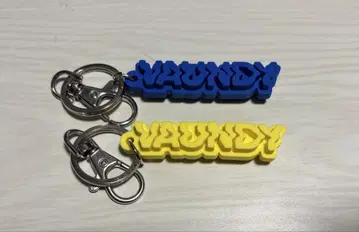 Vaundy [ FUSION ] 캡슐 토이 로고 러버 키체인 2색 세트