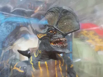 새상품 NECA 퍼시픽 림 액션 피규어 TRESPASSER