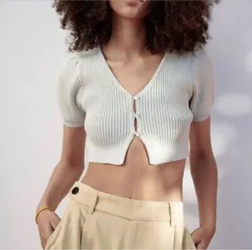 [ ZARA ] MINT KNIT CROP TOP