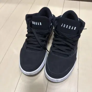 JORDAN 블랙 스니커즈 로우컷
