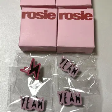 BLACKPINK ROSE rosie japan 핀 배지 2종 4개 세트