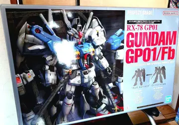 PG 1/60 RX-78GP01/Fb 건담GP01/Fb