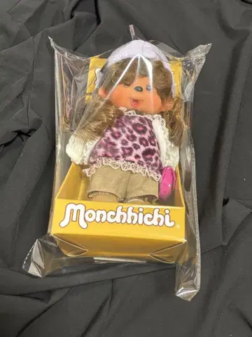 몬치치 전시회 한정판 리바이벌 시부야 갸루 S