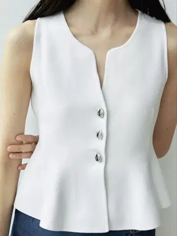 ZARA 니트 페플럼 상의