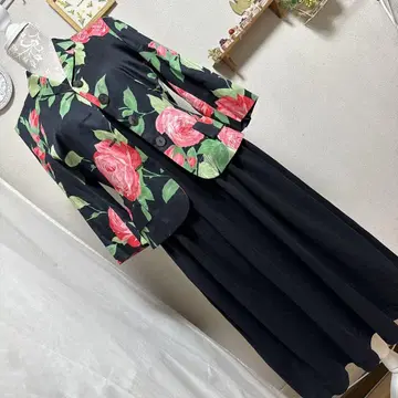 새상품급 SPORTMAX 자켓 장미 꽃무늬 이탈리아제
