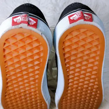컨버스 척테일러 블랙 캔버스 하이컷