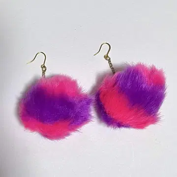 체셔 고양이 퐁퐁 귀걸이
