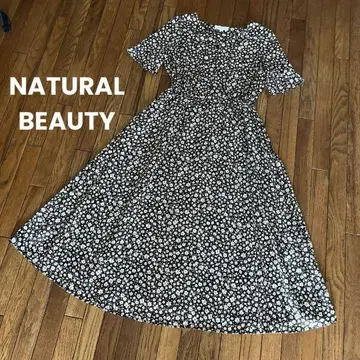 NATURAL BEAUTY BASIC 새상품급 원피스 미니 꽃무늬 산에이