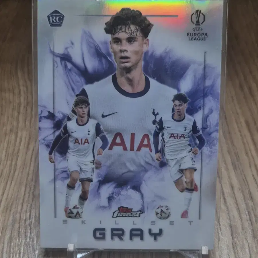 Archie Gray Skill Set 24-25 Topps Finest Insert Soccer Card