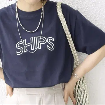 완전 새상품 SHIPS 라운드 프린트 로고 T셔츠 네이비