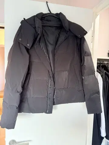 Johnbull 블랙 다운 자켓 F 사이즈