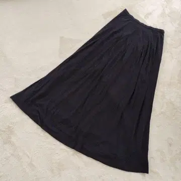 새상품급 센소유니코 네이비 롱 스커트 플레어 38 일본제