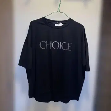 미사용 새상품 Bou Jeloud 블랙 티셔츠 CHOICE