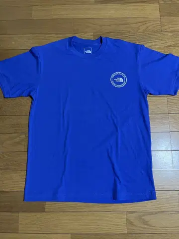THE NORTH FACE 반팔 티셔츠 남성용 M 사이즈