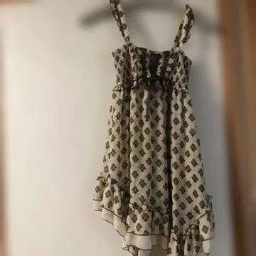 액스즈 도트 꽃무늬 프릴 원피스