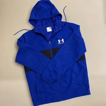 UNDER ARMOUR 윈드 저지 S 사이즈