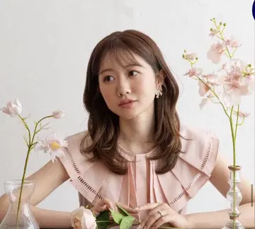 거의 새상품 사다리 레이스 블라우스