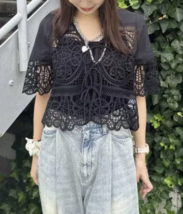 자수 레이스 블라우스 지나시스