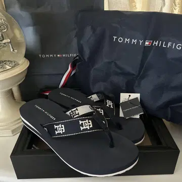 1회 사용 Tommy hilfiger 비치 샌들 L