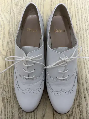 Celina 화이트 가죽 로퍼