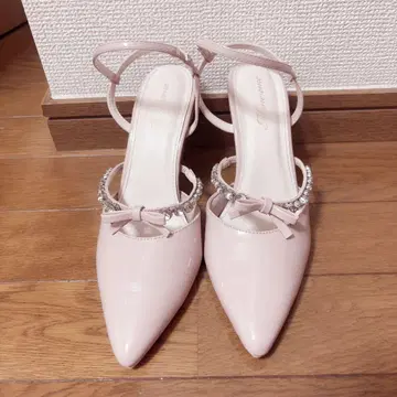 엠미에메 비쥬 리본 에나멜 뮬 핑크