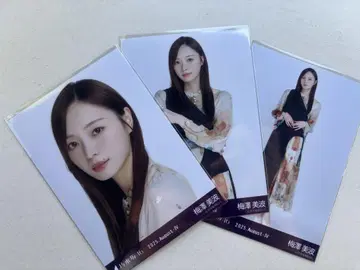노기자카46 우메자와 미나미 카가와 사복 어시메트리 브로마이드