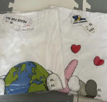 4XL 티셔츠 유니클로 KAWS 카우스 PEACE FOR ALL